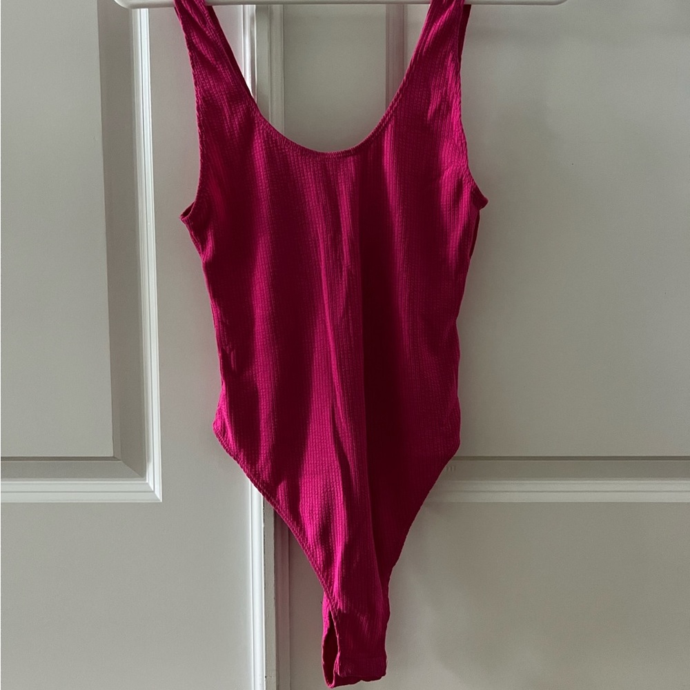 Pink ribbed body suit—size xs